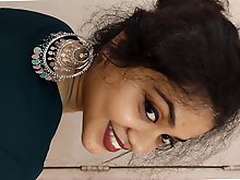 An exceptional mature woman thoroughly enjoys posing